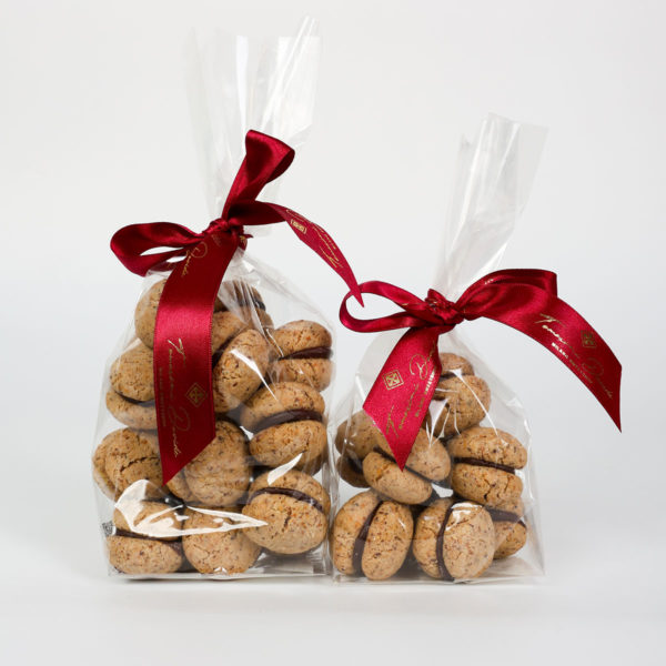 Baci di dama - Nocciola e cioccolato fondente